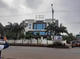 Grand Sarovar Portico, Latur