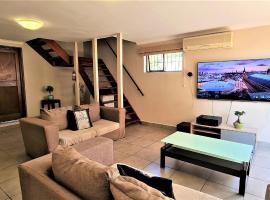 Walters Lane Deluxe Garden Apartment 3 - No loadshedding, apartment in Cape Town