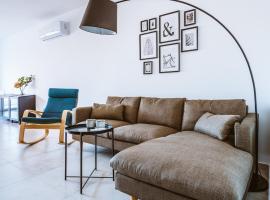 Ta' Tereza Apartment in Gozo, hotel v destinaci Qala