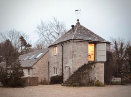 High Cogges Farm Holiday Cottages - The Granary, haustierfreundliches Hotel in Witney