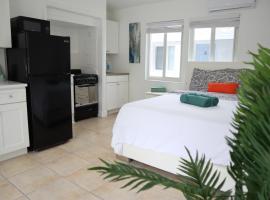 Singer Island Inn Studio/ Walk to the Beach, hotell i West Palm Beach