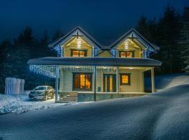 WhiteWood Cottages, hotel in Bukovel