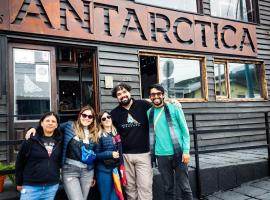 Antarctica Hostel, hotel di Ushuaia