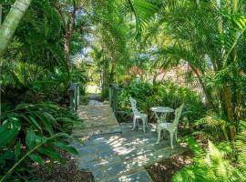 Harmony Haven, hotel near Magnetic Island National Park, Nelly Bay