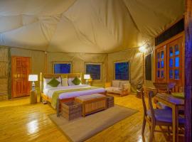 Kikorongo Safari Lodge، فندق في كاسيزي