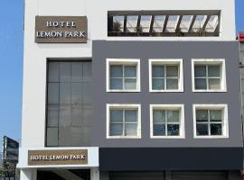 Lemon Park By Rosefinch, hotel in Haldwāni