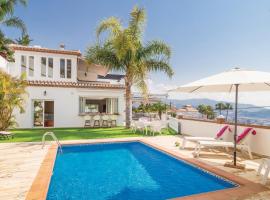 Stunning Home In Almuecar With 3 Bedrooms, Wifi And Outdoor Swimming Pool, hotel ad Almuñécar