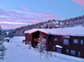 Mājdzīvniekiem draudzīga viesnīca Bjørnfjell Mountain Lodge pilsētā Alta