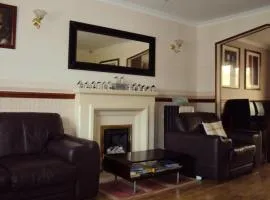 Birchwood Private Room for Homestay