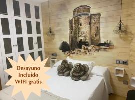 Alojamiento LA DUQUESITA, place to stay in Alba de Tormes