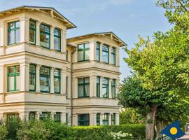 Villa Waldblick Whg 05، فندق في بانسين