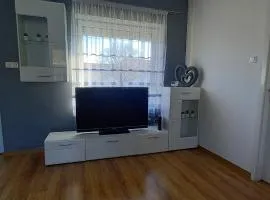 BE-LE-VALÓ APARTMAN