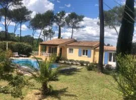 Charmante Villa avec piscine chauffée et terrain de pétanque