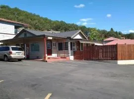 Roseburg Inn