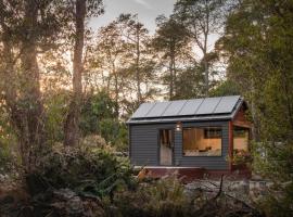 Tiny Escapes Cradle Valley, cabin in Moina