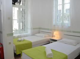 Aegli Rooms, hostel v destinaci Tinos