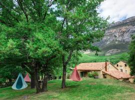 Casas Rurales Molinias, cabaña o casa de campo en Fosado