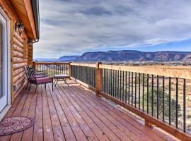 The Cliffrose Cabin - Hike, Relax, Explore!, holiday home in Kanab