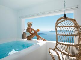 U & ME SUITES, hotel in Fira