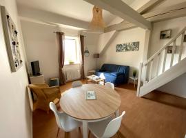 Proche cure thermale ,2 couchages 160, duplex 39m2 – apartament w mieście Tonnay-Charente