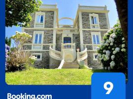 Villa Auristela, hotel en Navia