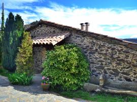 La cabanya de Can Planes un petit gran espai, загородный дом в городе Rocabruna