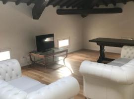 Suite villa mirandola, bed and breakfast en Mirandola