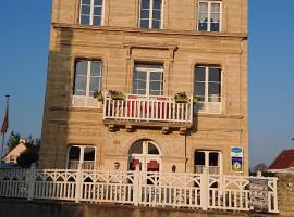 JOYEUX REVEIL, hotell i Courseulles-sur-Mer