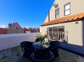 Speedy's Cottage - Cyanacottages, pet-friendly hotel in Whitby