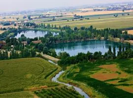 Agriturismo Ai Due Laghi
