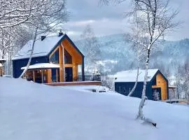 Czill-Lokum- klimatyczna chata w Beskidach z balią i sauną