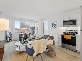 Stylish 2BR 3BA CozySuites on the Boardwalk at Showboat, hotel with pools in Atlantic City