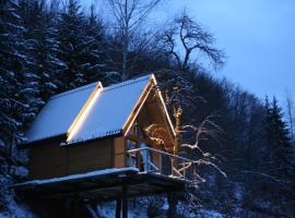 Tree house, cabin sa Mojkovac