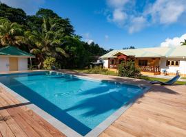 JMS Ventures Guesthouse - Private Pool, ξενοδοχείο για ΑμεΑ στο La Digue