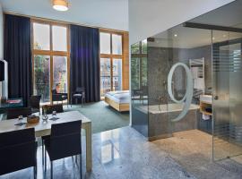 ElzLand Hotel 9 Linden "Ferienwohnung", hotel v destinaci Elzach