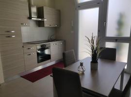 Appartamento via giansanti, guest house in Terracina