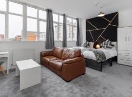 City Centre Studio 4 with Kitchenette, Free Wifi and Smart TV by Yoko Property, hotel in Middlesbrough