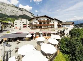 Arena Lodge