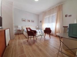 Angela's Apartment, hotel in Milan