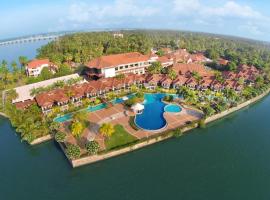 Ramada Resort by Wyndham Kochi, hotell i Cochin