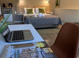 Luxor Premium Suites, hotel in Thessaloniki