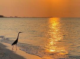 Sea view Pointe, hotel di Gregory Town