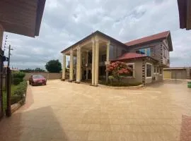 Beautiful 2-Bed Apartment in Kumasi