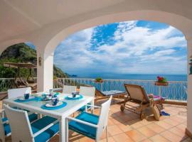 Villa SEASIDE, ξενοδοχείο σε Praiano