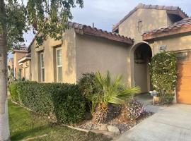 Quaint Coachella Music Festival Casita, hotel v destinaci Indio