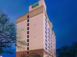 Staybridge Suites San Antonio Downtown Convention Center, an IHG Hotel, hótel í San Antonio
