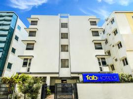 FabHotel Pride Inn, hotel in HITEC City, Hyderabad