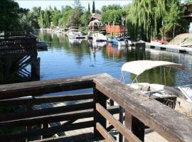 3 BR Channel House with Dock, hotel with parking in Lakeport