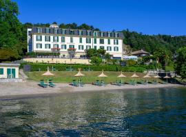 Hotel Villa Paradiso – hotel w mieście Arona