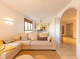 Bravissimo El Lleó, bright 4-bedroom apartment